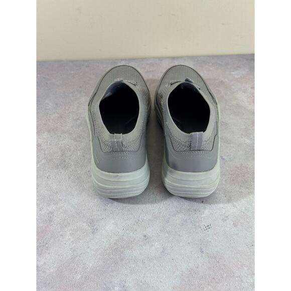 Skechers Womens Size 8 - 100668 Gray Relaxed Fit Memory Foam Slip On Sneaker - Picture 2 of 12